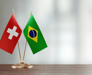 Drapeaux suisse et brésilien